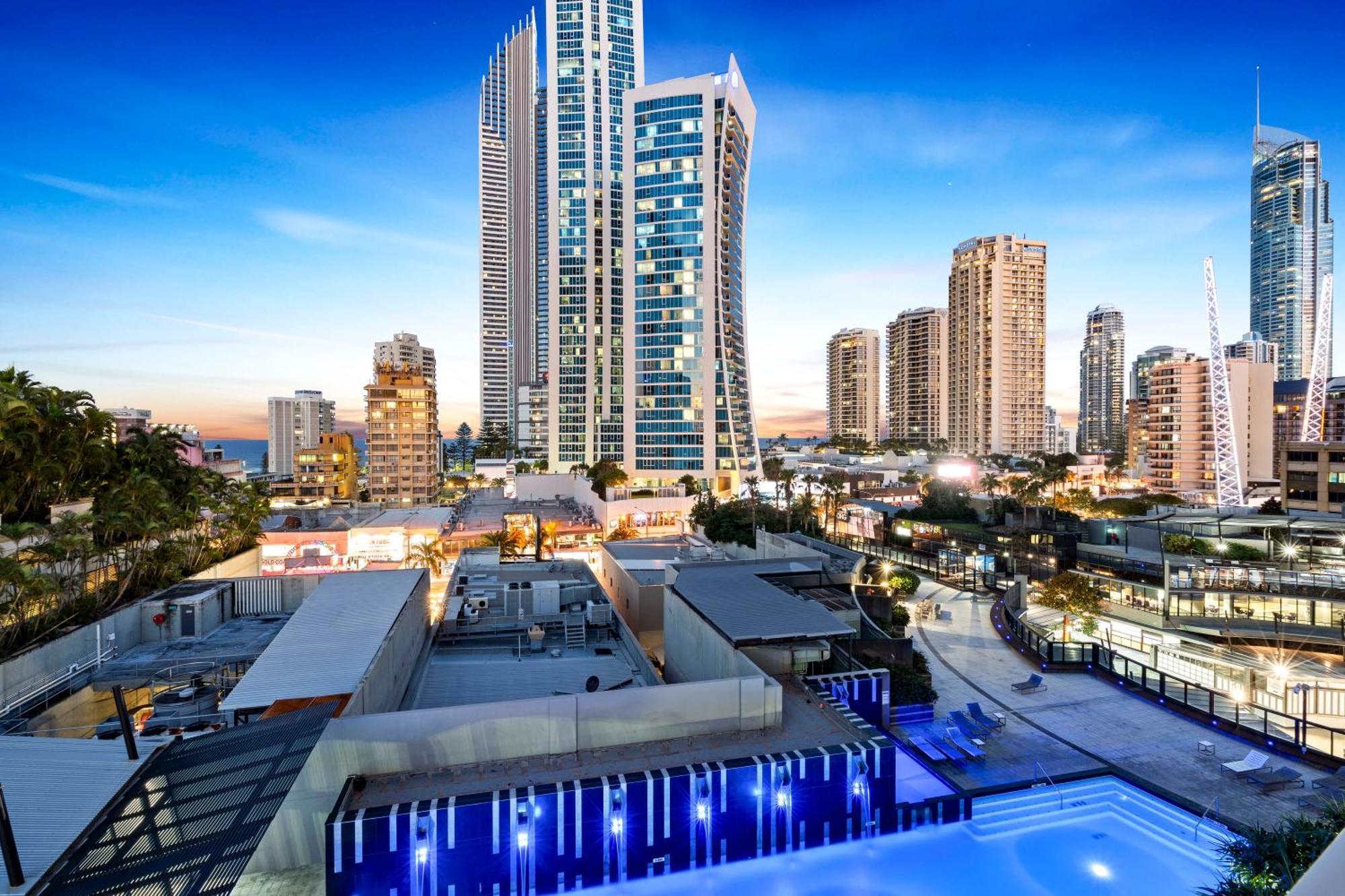 Circle On Cavill - Self Contained & Privately Managed Apartments - Wow Stay Gold Coast Luaran gambar