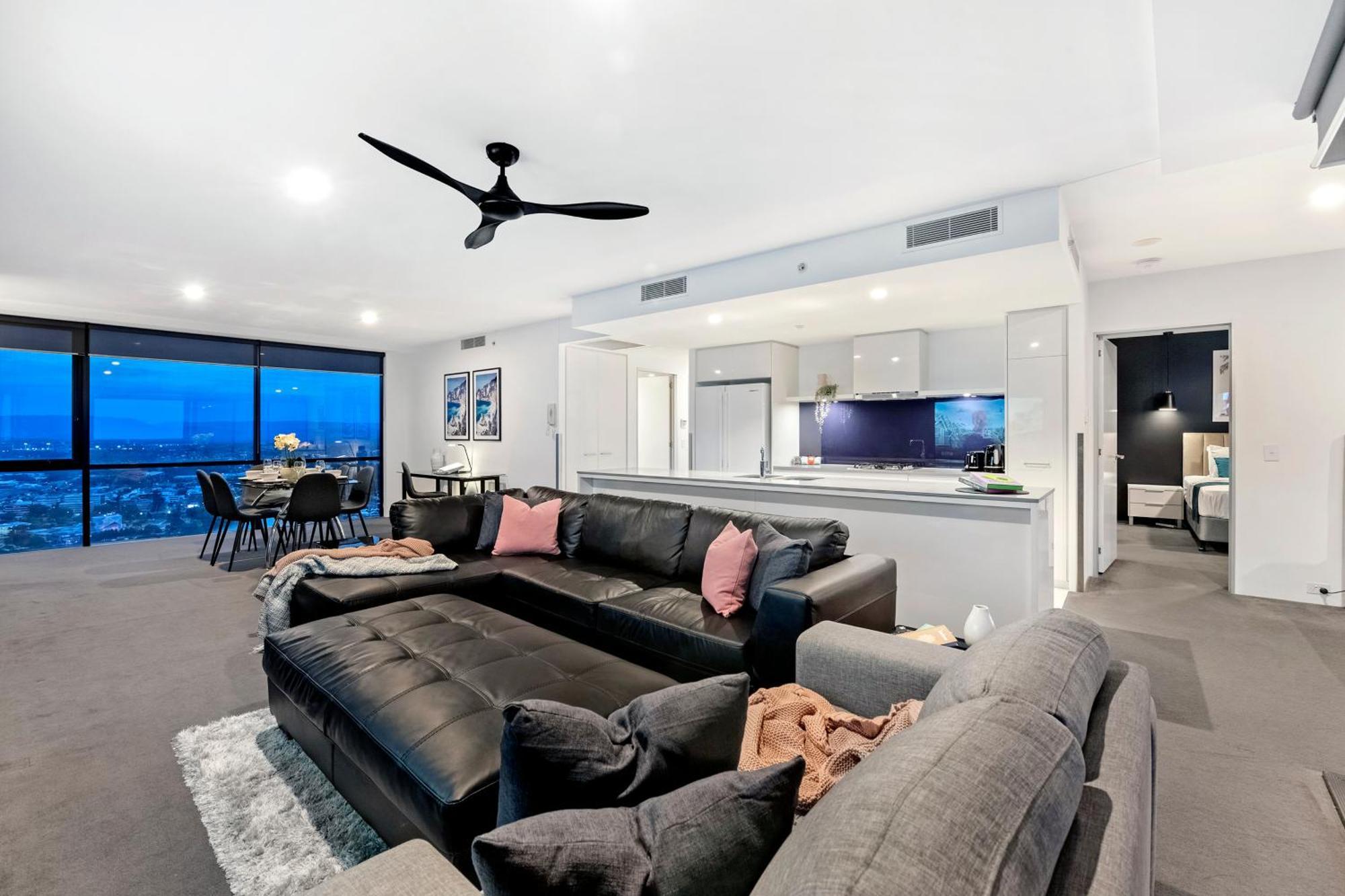 Circle On Cavill - Self Contained & Privately Managed Apartments - Wow Stay Gold Coast Luaran gambar