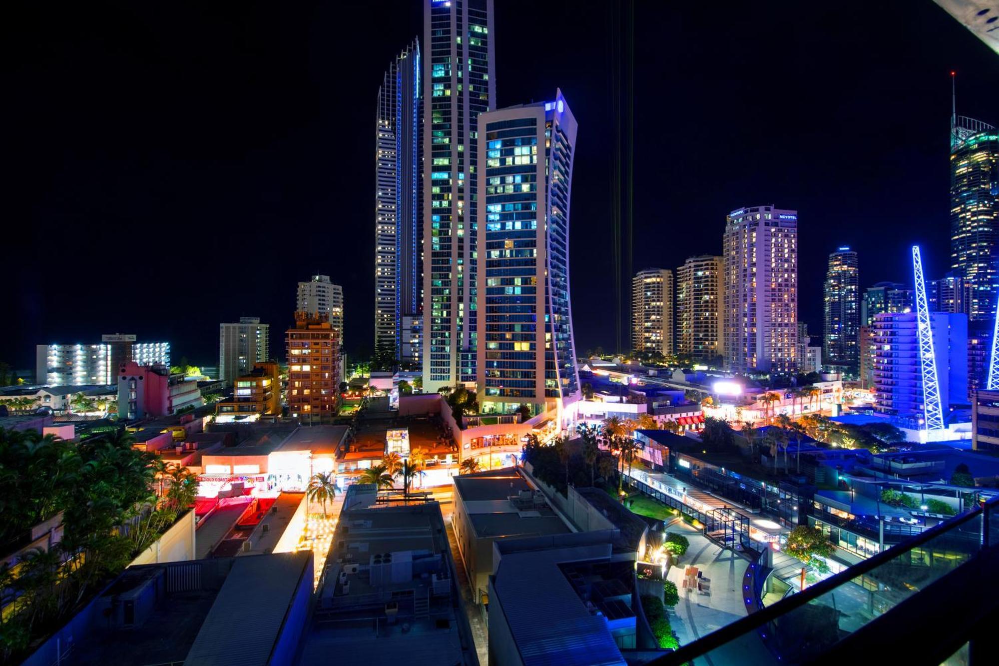 Circle On Cavill - Self Contained & Privately Managed Apartments - Wow Stay Gold Coast Luaran gambar