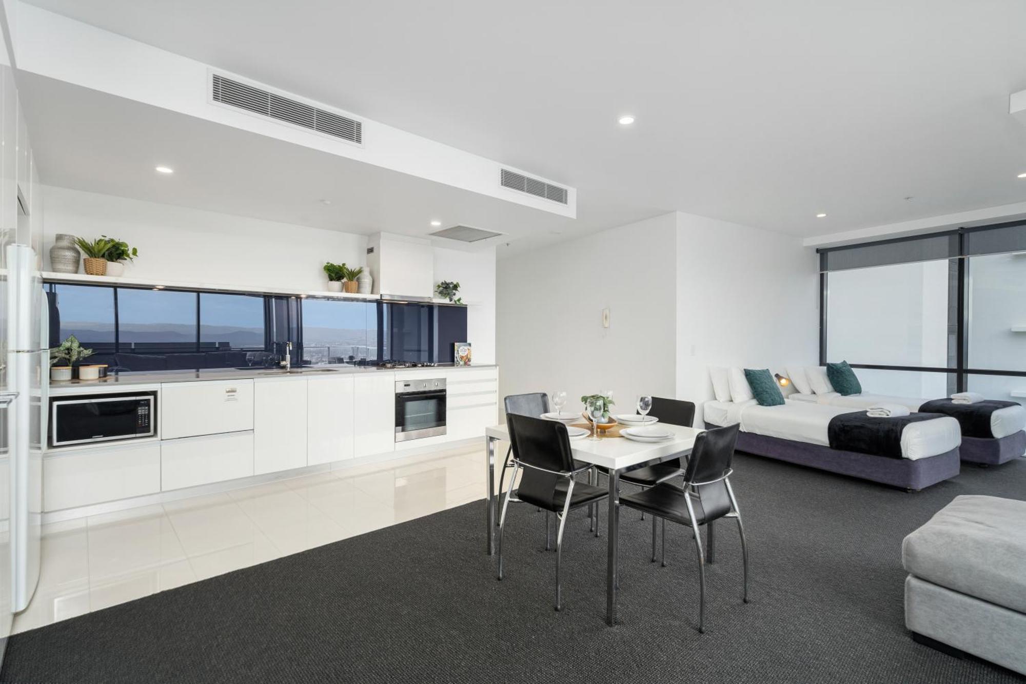 Circle On Cavill - Self Contained & Privately Managed Apartments - Wow Stay Gold Coast Luaran gambar