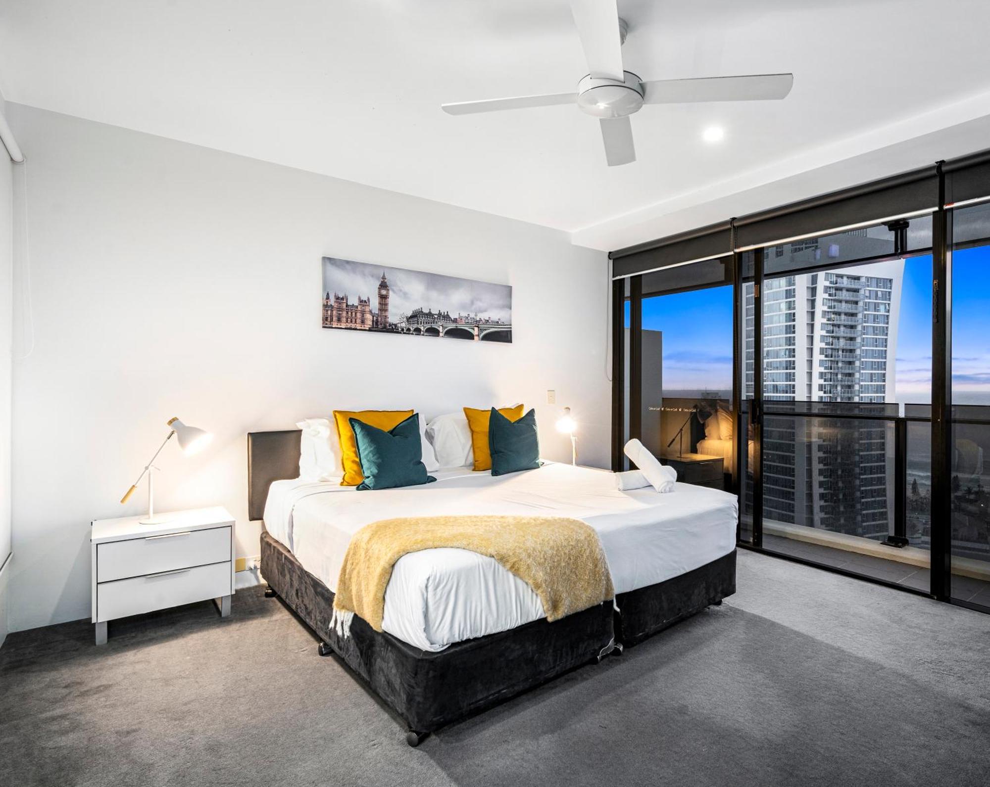 Circle On Cavill - Self Contained & Privately Managed Apartments - Wow Stay Gold Coast Luaran gambar