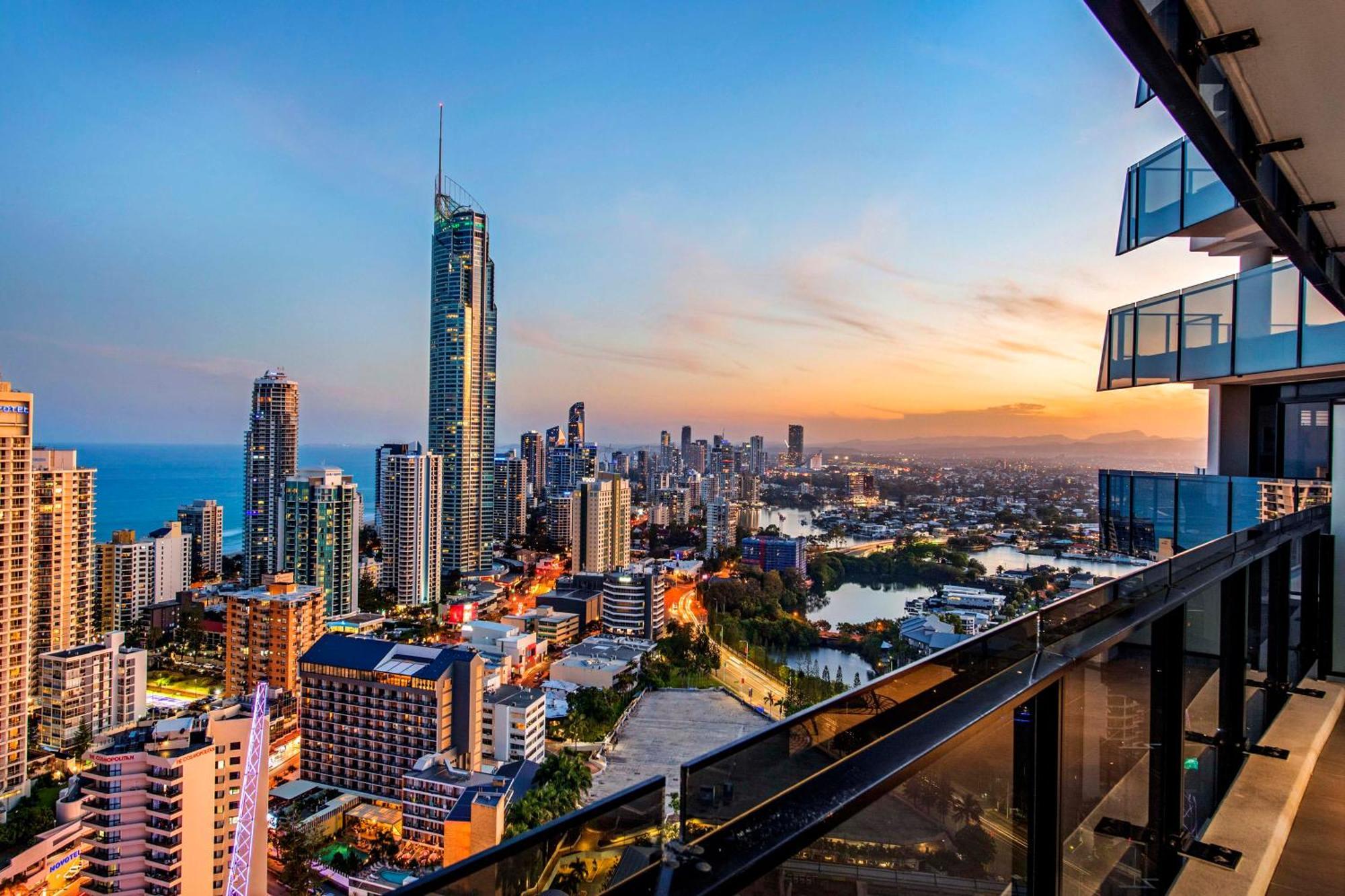 Circle On Cavill - Self Contained & Privately Managed Apartments - Wow Stay Gold Coast Luaran gambar