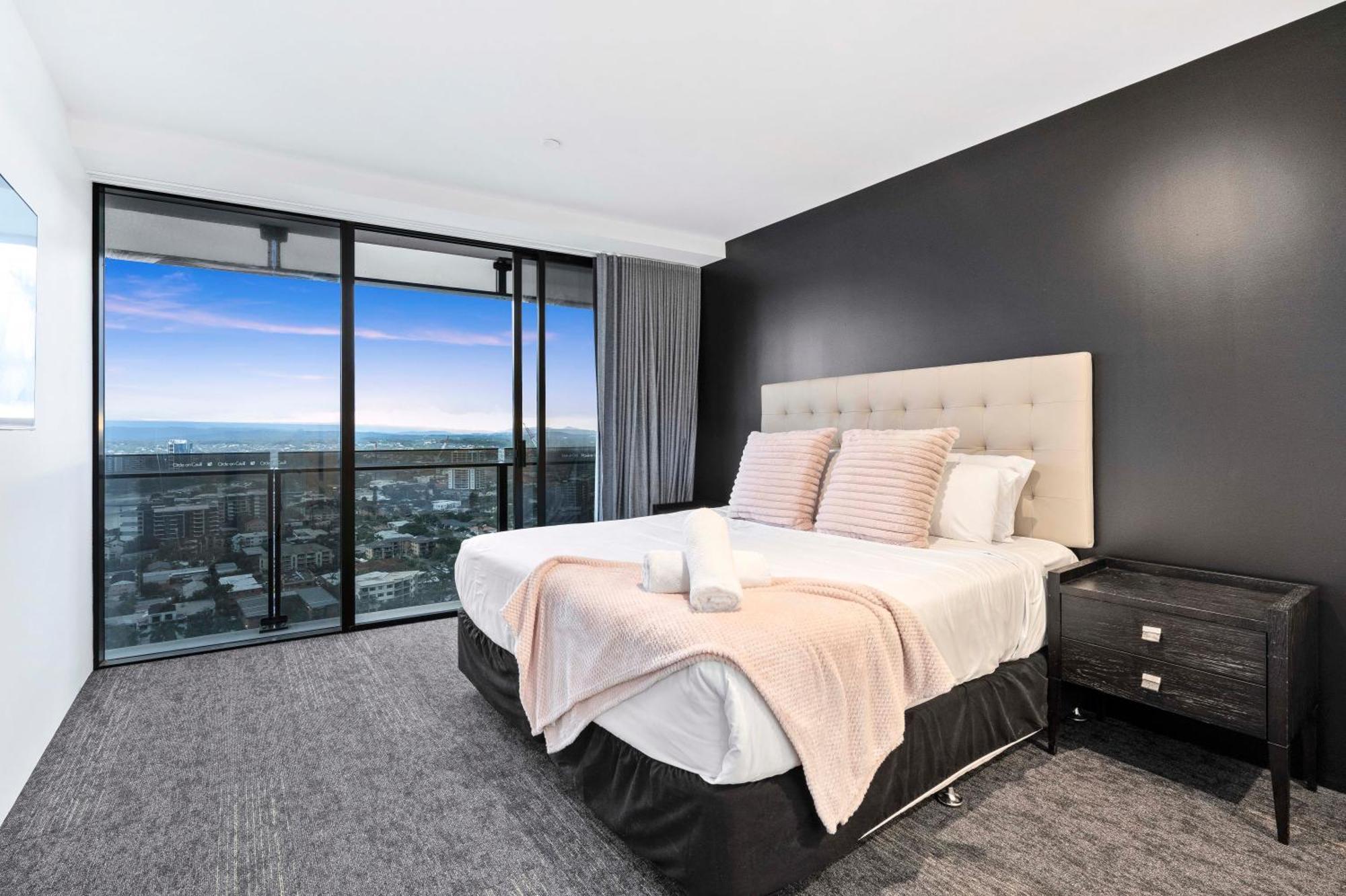 Circle On Cavill - Self Contained & Privately Managed Apartments - Wow Stay Gold Coast Luaran gambar